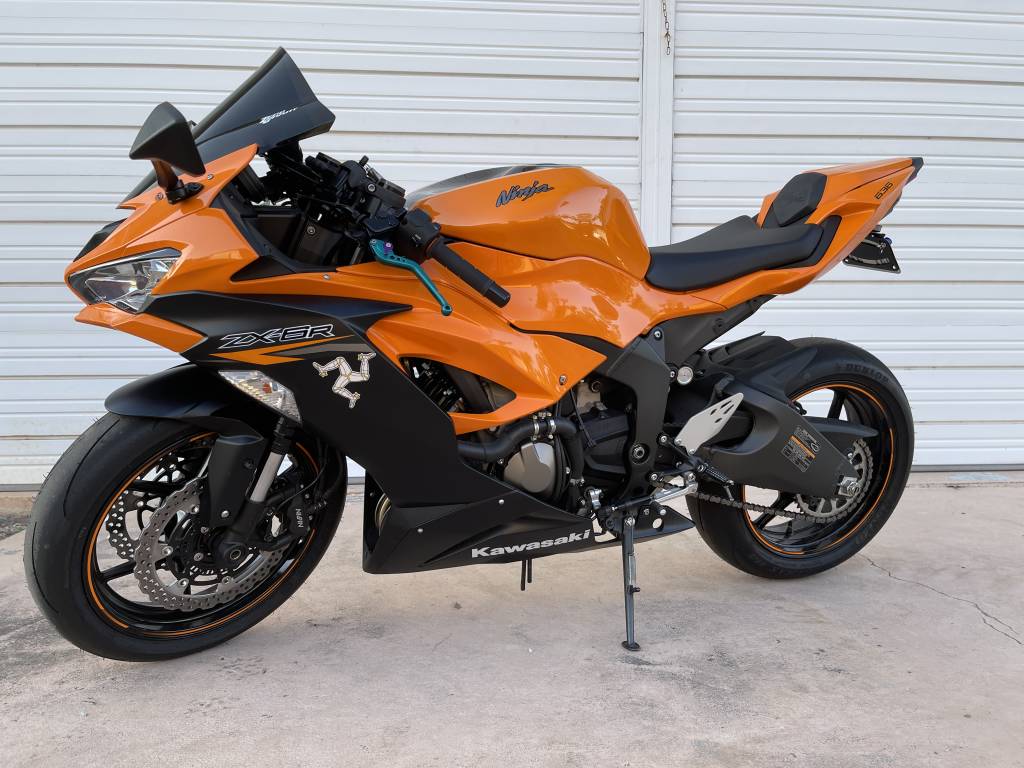 2020 Kawasaki Ninja ZX-6R Motorcycle Rental in Port Orange, FL m