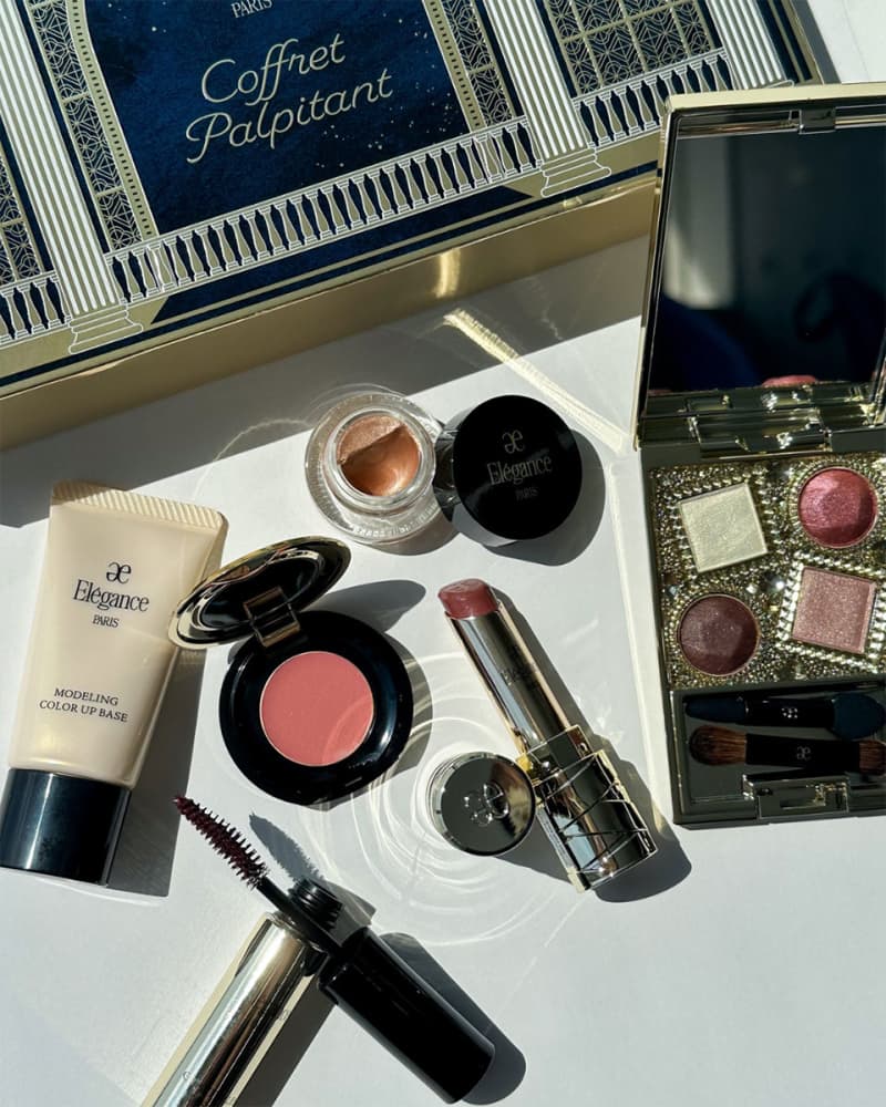 エレガンス・クリスマスコフレ2024】 11／1発売・大人気アイシャドウが