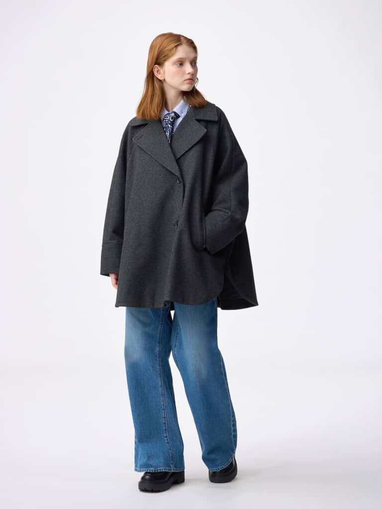 発売前から狙ってた」 GUの“シルエットがかわいすぎるコート”が大人気