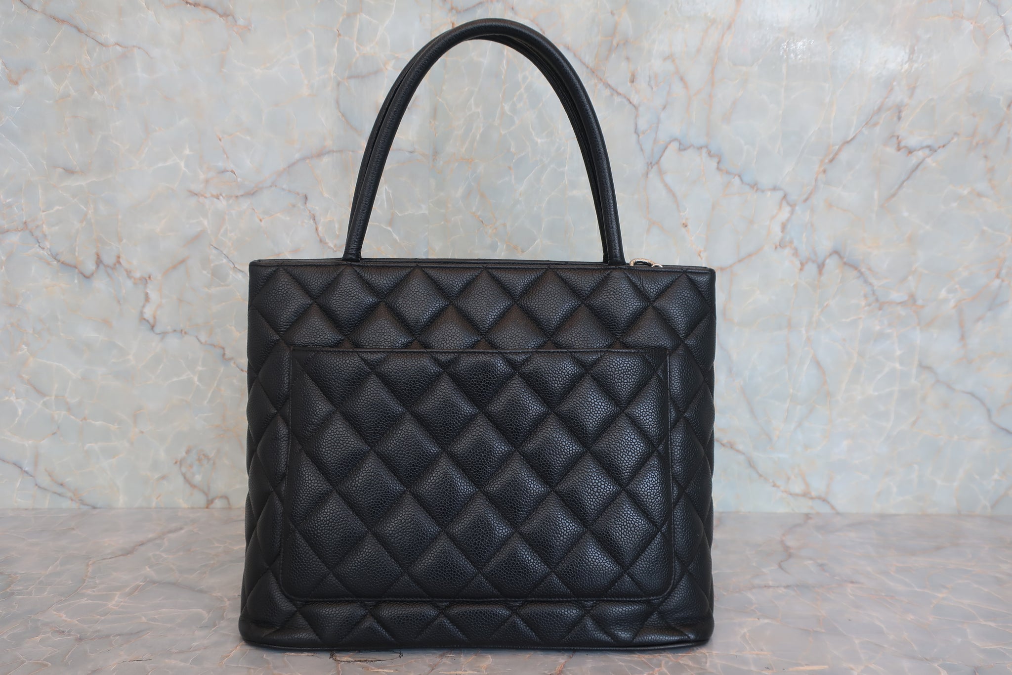 CHANEL/シャネル 復刻トート キャビアスキン ブラック/シルバー金具