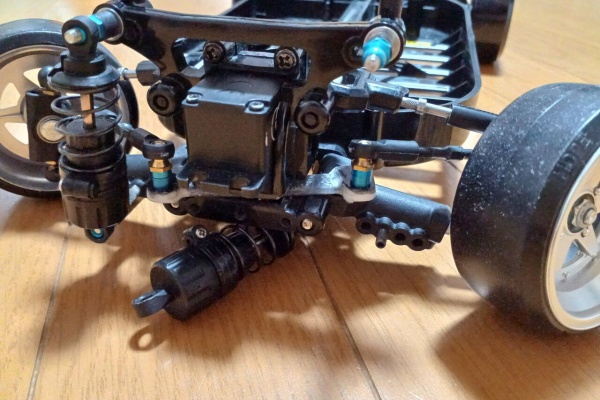 お父さんの作業部屋 - タミヤ TT-01 1号車