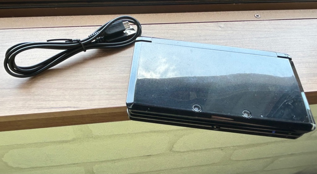 ニンテンドー3DS Nintendo 3DS 本体 選べるカラー8色 【すぐ遊べる