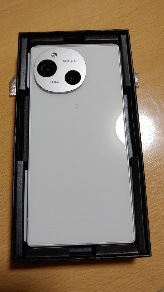 シャープ SHARP AQUOS R9 SH-M28 WH ホワイト 6.5型 12GB/256GB SIM