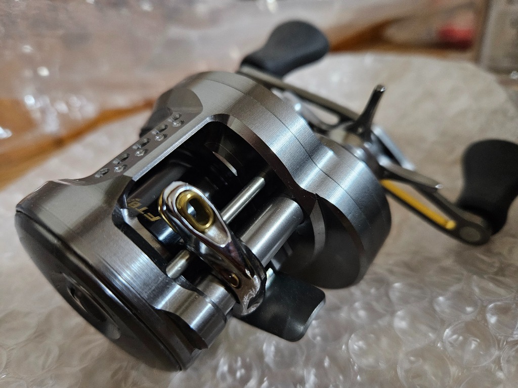 シマノ（SHIMANO） 23 カルカッタコンクエスト BFS XGL 左ハンドル