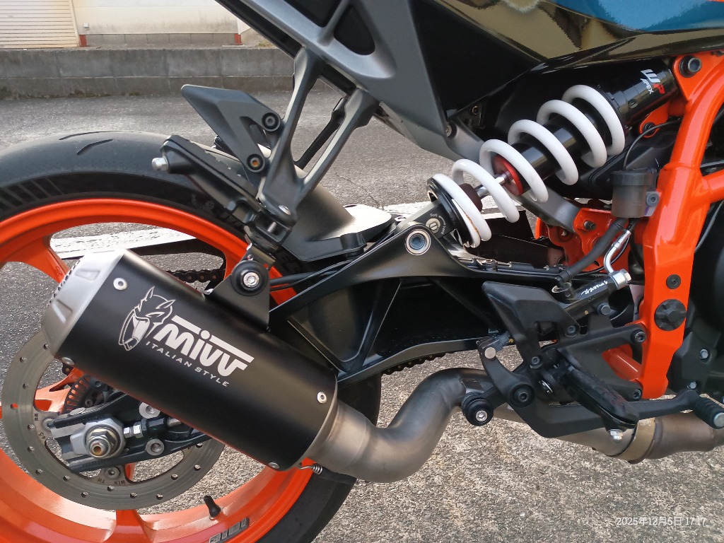 Mivv KTM 390 DUKE 2024-2025 スリップオン MK3 ステンレスブラック KT