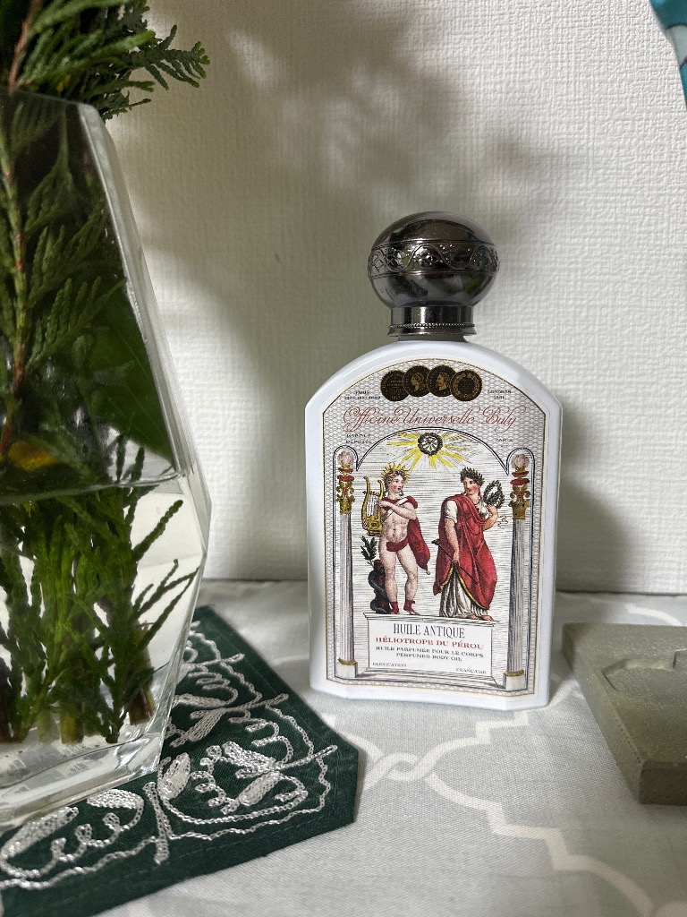 OFFICINE UNIVERSELLE BULY（オフィシーヌ・ユニヴェルセル・ビュリー