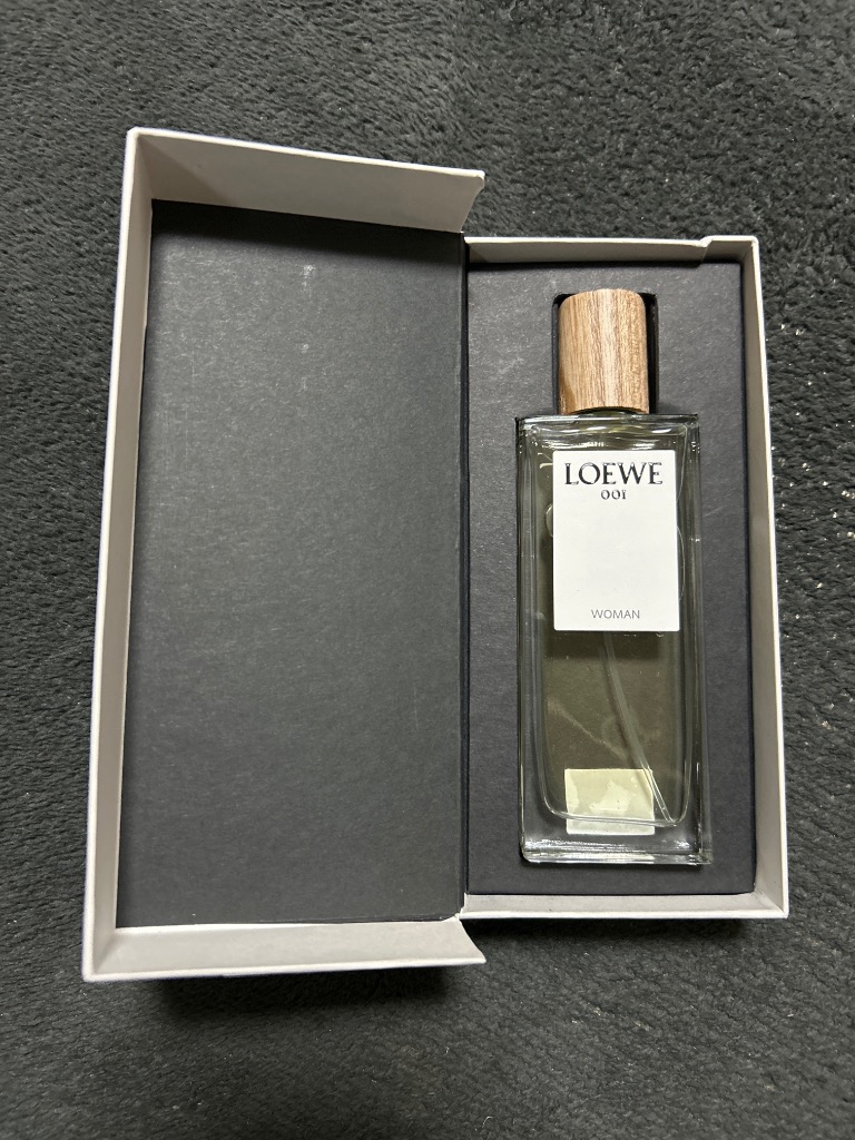 LOEWE ロエベ 001 ウーマン オードゥ パルファン 50ml 女性用香水