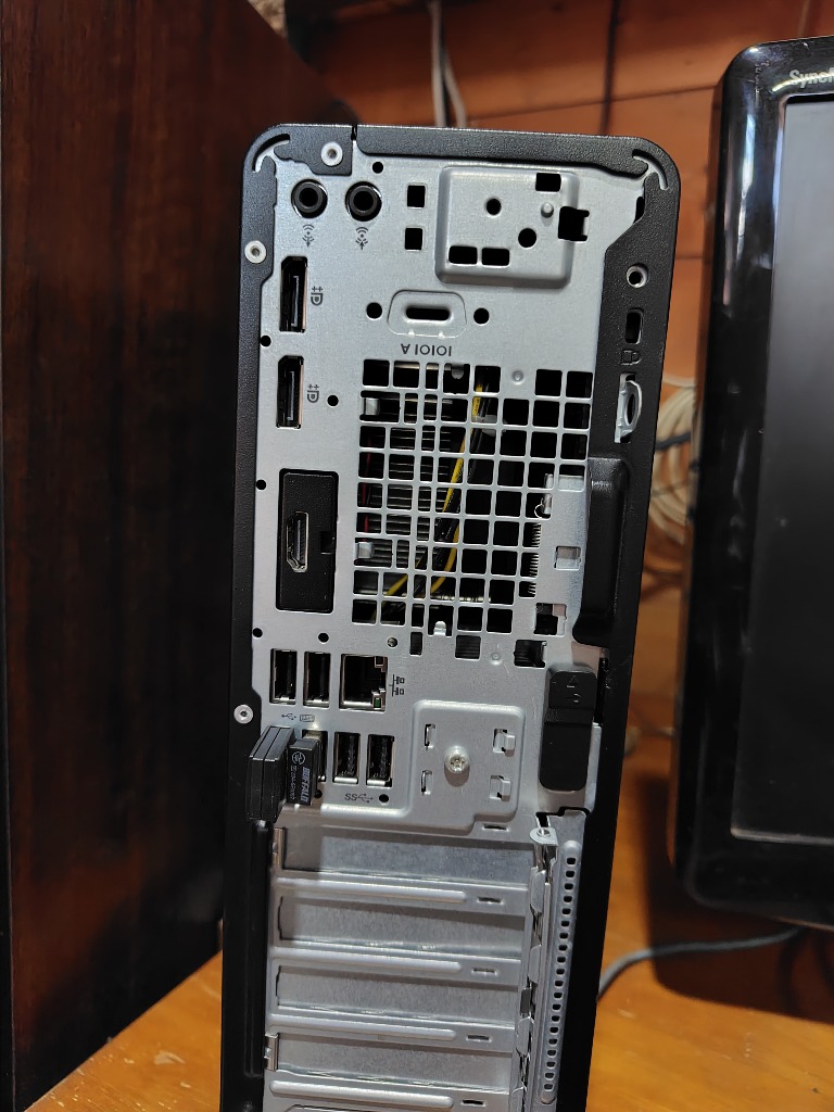 EliteDesk HP EliteDesk 800 G3 SFF/第7世代i5-7500 メモリー8GB