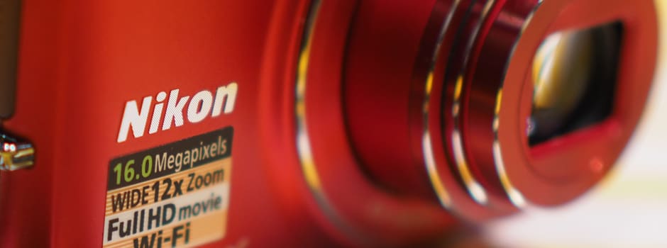 Nikon Coolpix S6800 First Impressions Review - Reviewed