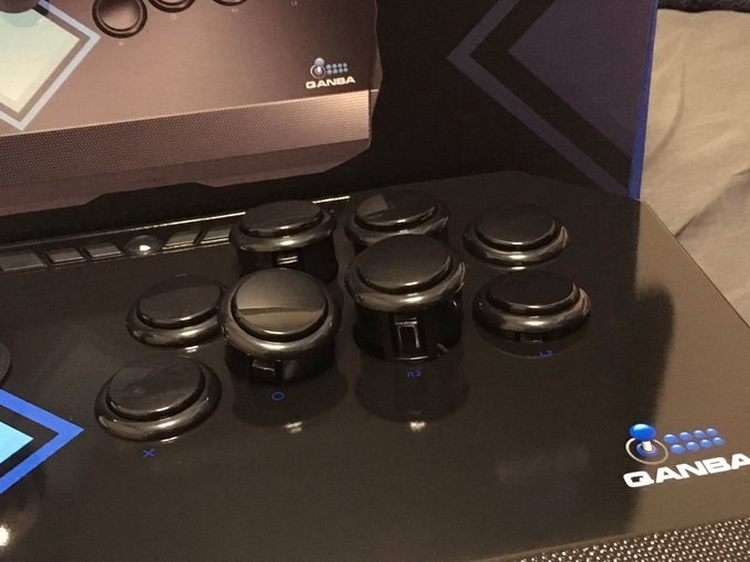 コンパクトアケコンとしては良品』 Qanba EVO Drone Arcade Joystick