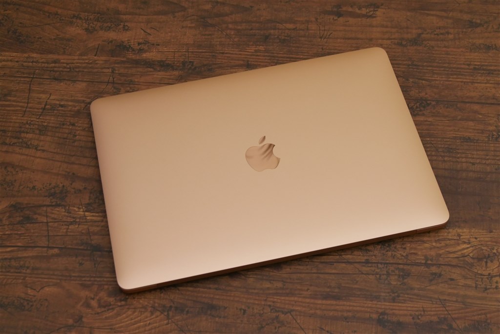 シリーズ最高性能に上り詰めたAir』 Apple MacBook Air Retina