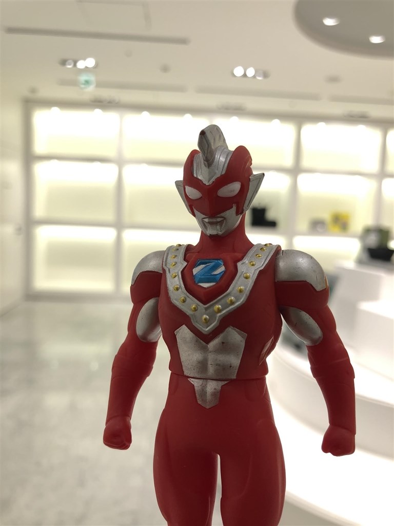 筋骨隆々の赤いヤツ』 バンダイ ウルトラマンZ ウルトラヒーロー