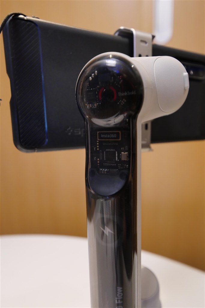 最強のスマホ用ジンバル登場』 Insta360 Insta360 Flow Standalone