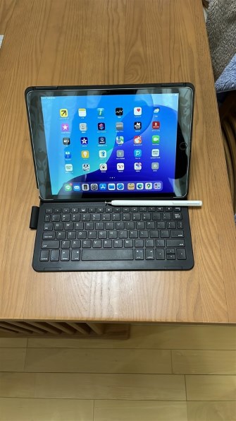 Apple iPad 10.2インチ 第9世代 Wi-Fi 64GB 2021年秋モデル MK2K3J/A