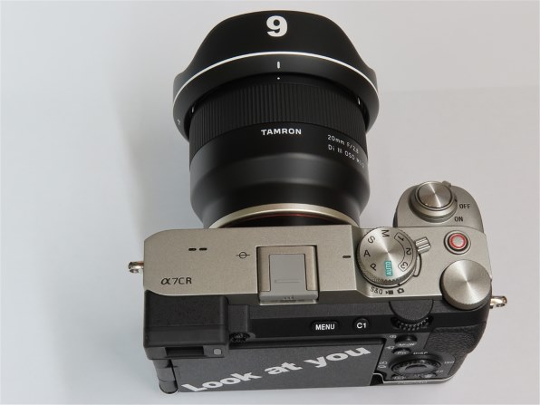 TAMRON 20mm F/2.8 Di III OSD M1：2 (Model F050) レビュー評価・評判