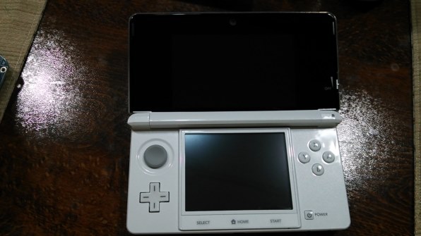 任天堂 ニンテンドー3DS アイスホワイト投稿画像・動画 - 価格.com
