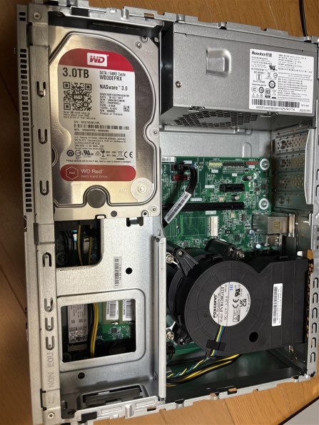 Lenovo IdeaCentre Tower 08IRH9 Core i5 13420H・8GBメモリー・512GB