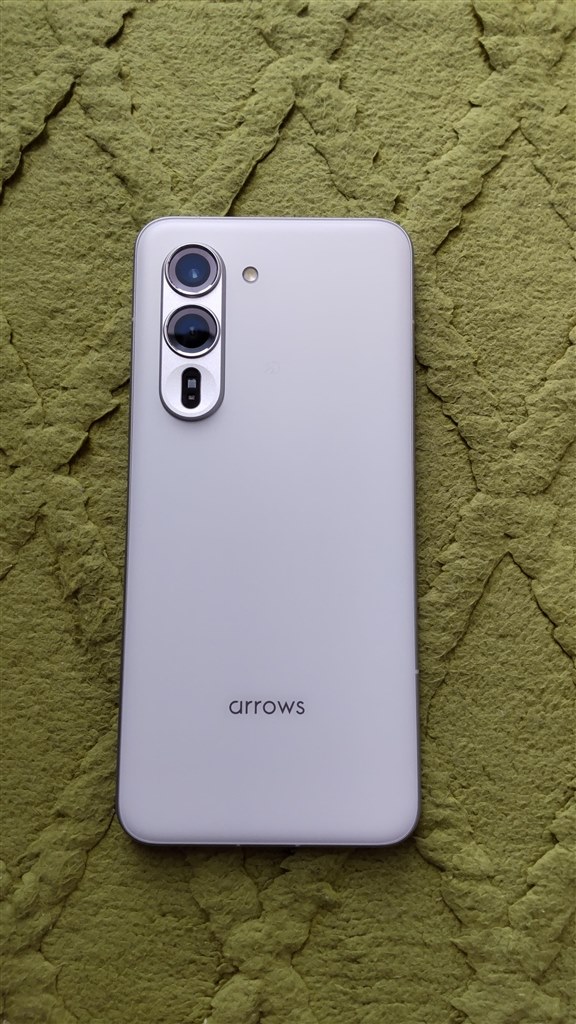 買いたいと思えるスマホにやっと出会えた』 FCNT arrows Alpha M08 SIM