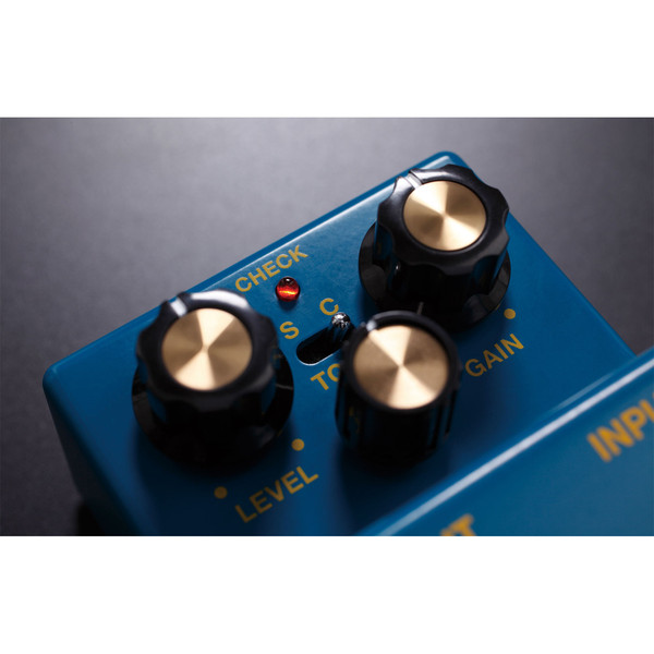 Boss BD-2W Waza Craft Custom Blues Driver Pedal at Gear4music