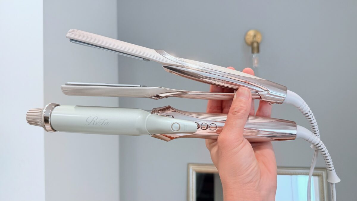 リファ新作プロプラスの違いは？ストレートアイロン＆コテの比較点を