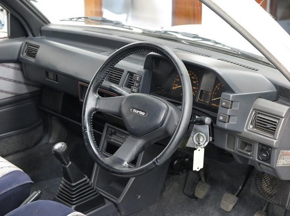 トヨタ・スターレット TURBO EP71 : オートリーゼン|AUTORIESEN