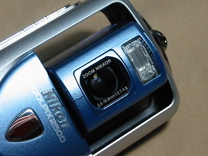 デジタルカメラ：ニコン クールピクス2500について その1