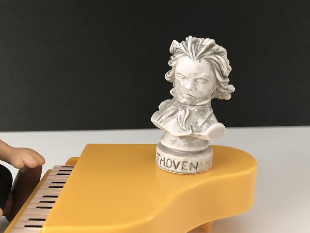 シュローダー ベートーヴェン ピアノ付き フィギュア ドール USA