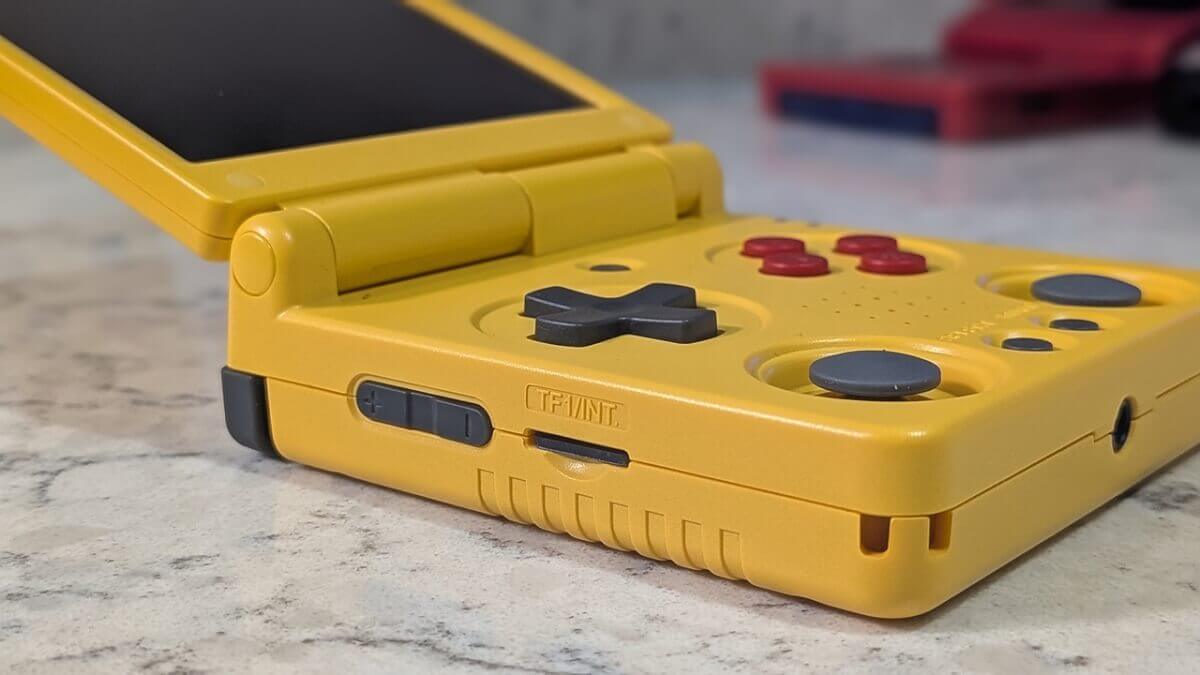 Anbernic RG34XXSP Review: Is This The Clam You Want? - Retro Handhelds