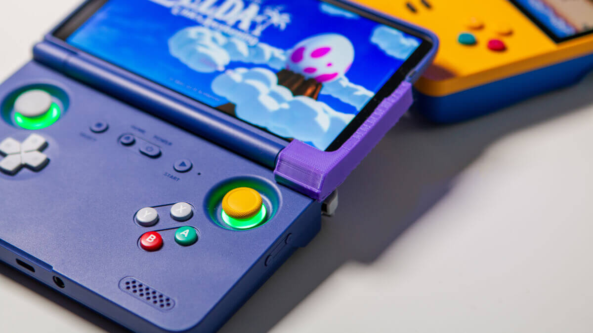 Retroid Pocket Flip 2 Review: The Clammiest of Clams | Retro Handhelds