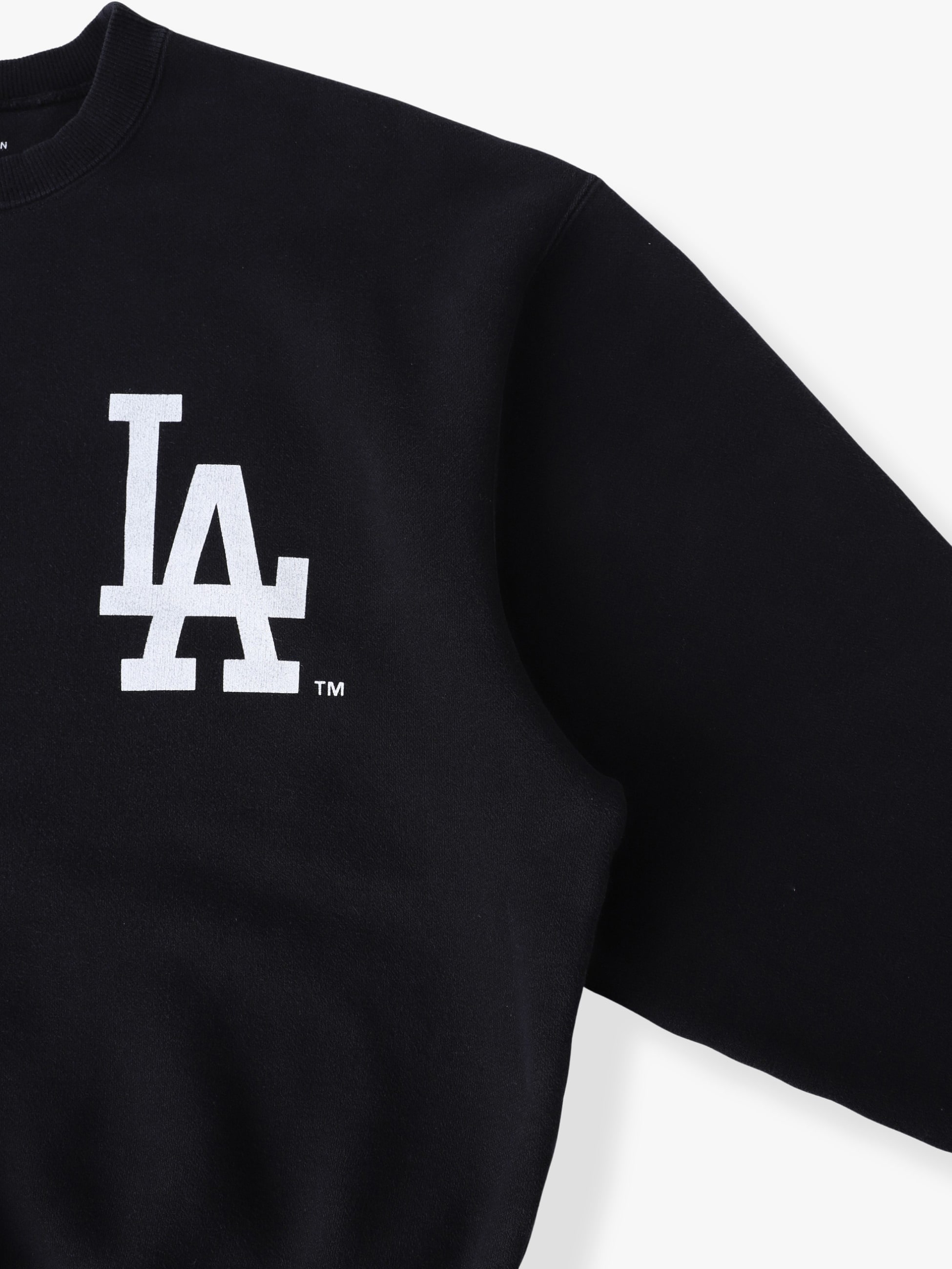 MLB ダメージ スウェット プルオーバー（ロサンゼルスドジャース
