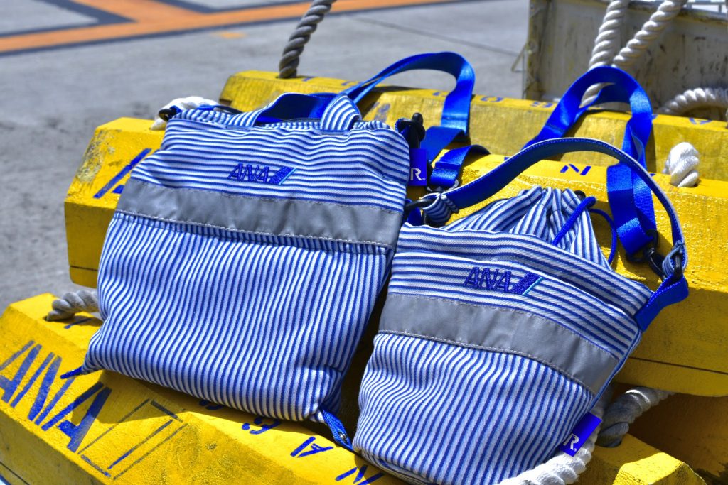 ANA×ROOTOTE】グランドハンドリングスタッフの制服シャツをアップ