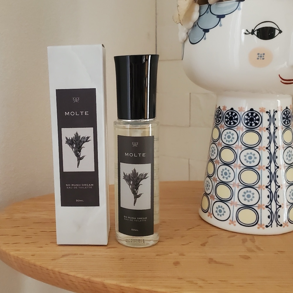 MOLTE オードトワレ 香水 選べる 4種 の 香り 男 女 兼用 各 50ml