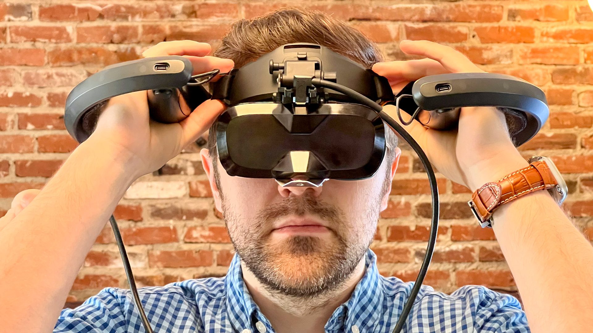 Shiftall MeganeX VR Headset Superlight Packs a Wishlist of Optical