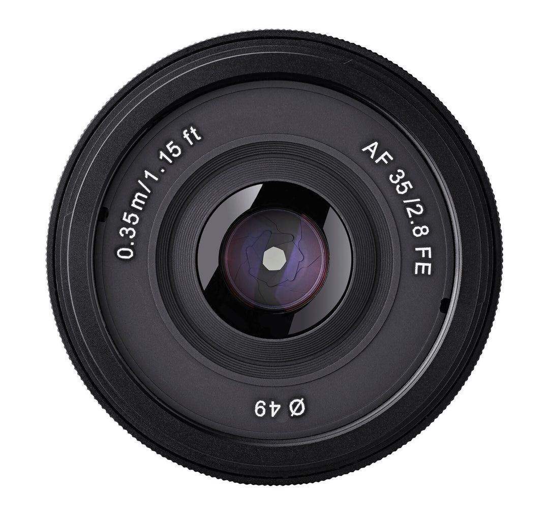 35mm-f28-af-compact-full-frame