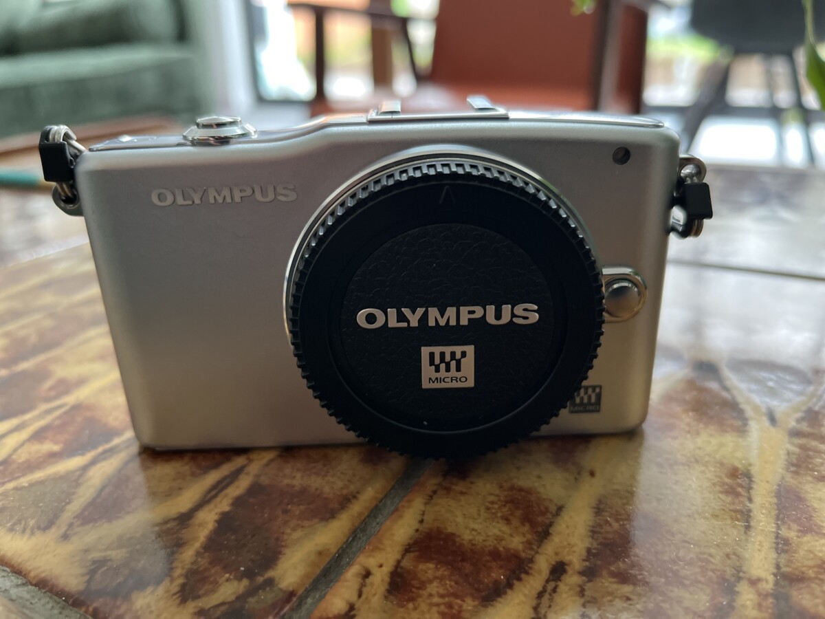 Olympus PEN Mini E-PM1 - Review And Specification