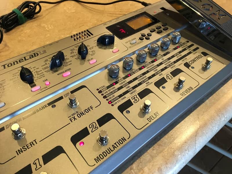 Vox ToneLab LE Multi-Effects Floorboard | Reverb