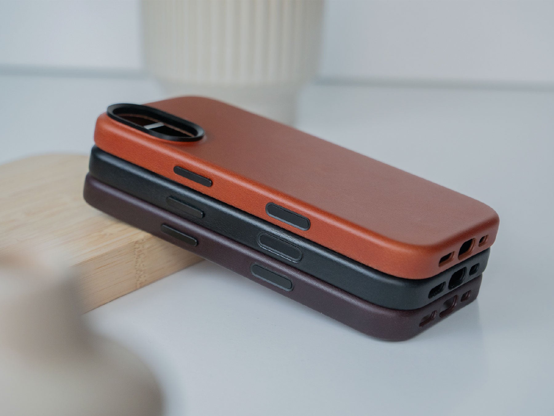 Leather iPhone 17 Shell Case Metal, MagSafe - Black - RYAN London