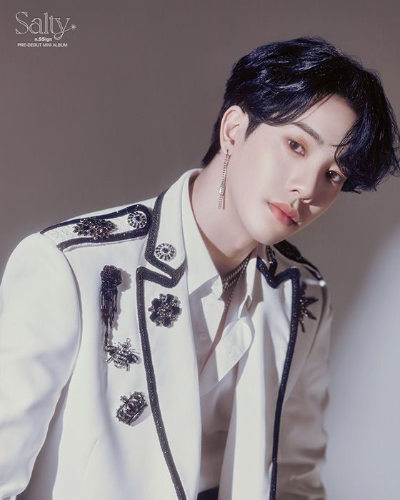 韓国アイドル「n.SSign」 プレデビューでミニアルバム「Salty」限定