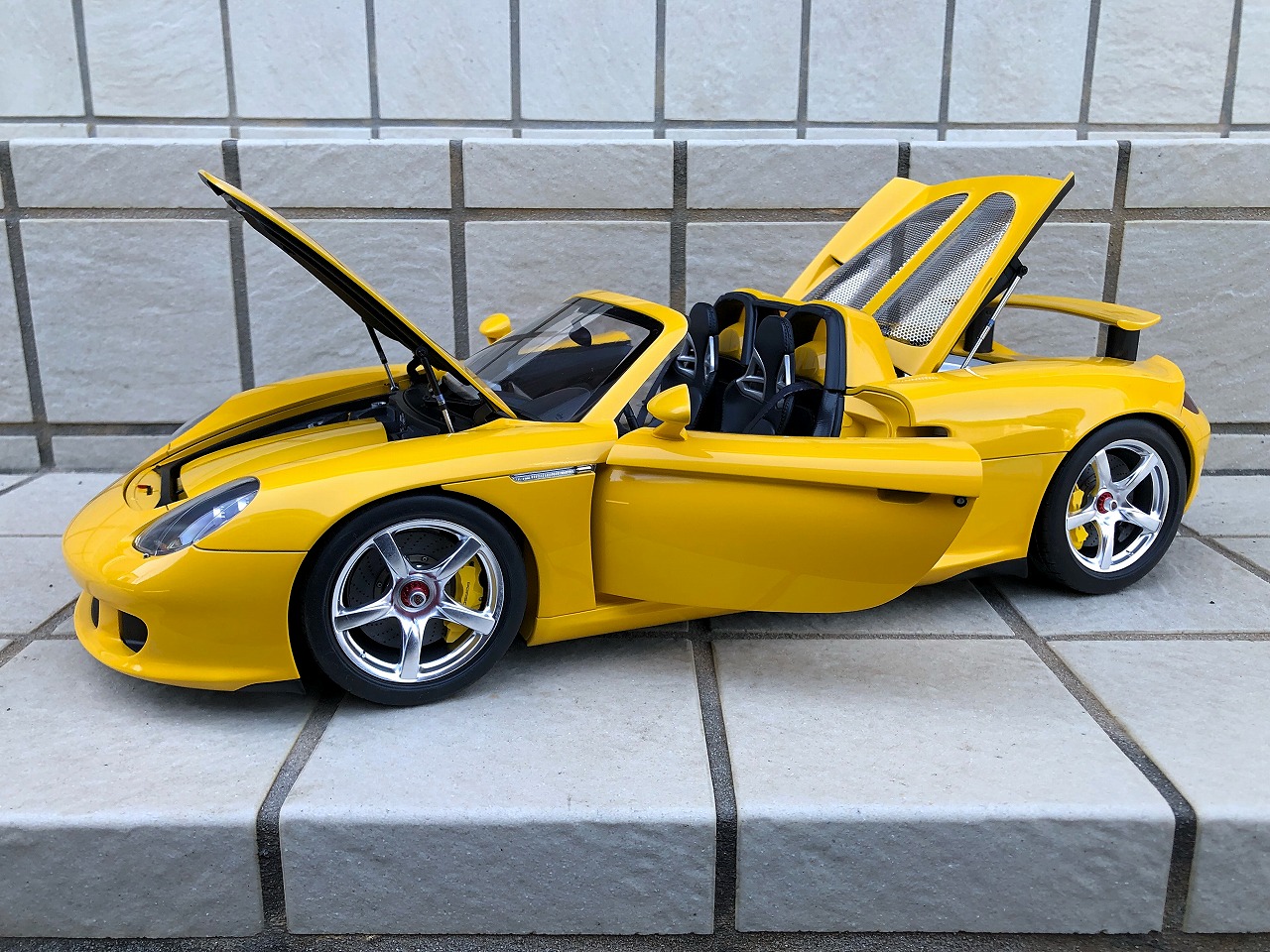 1/12 タミヤ ポルシェ カレラGT 製作記02【エンジンの組み立て