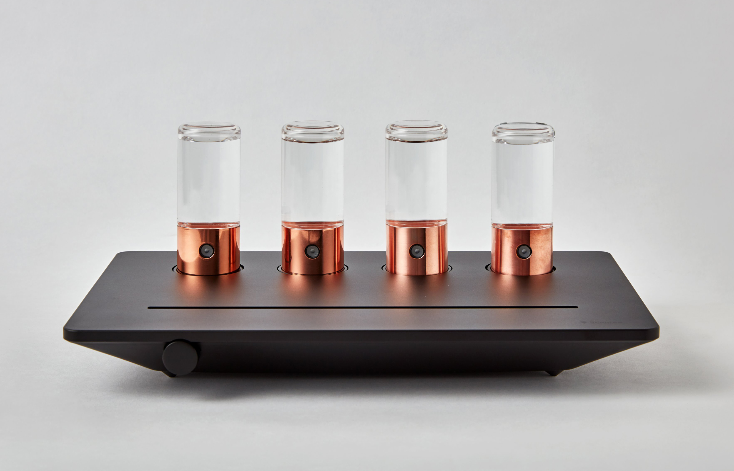 Scentee Machina | Smartest IoT room diffuser in the world.