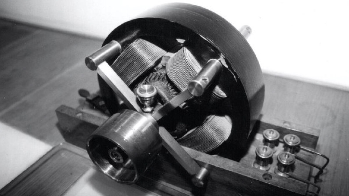 Vol.06 ニコラ・テスラ / 発明家 | sciencingstyle