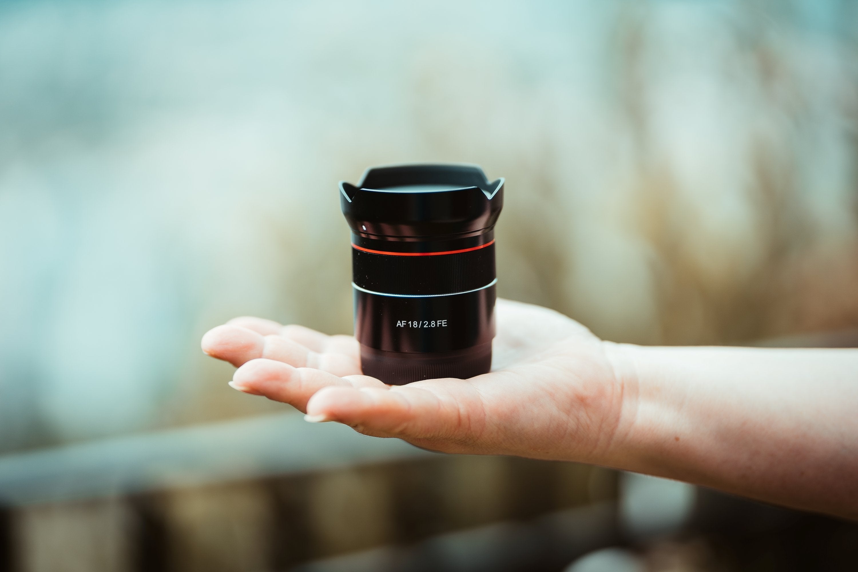 18mm F2.8 AF Compact Full Frame Super Wide Angle (Sony E) – Samyang US