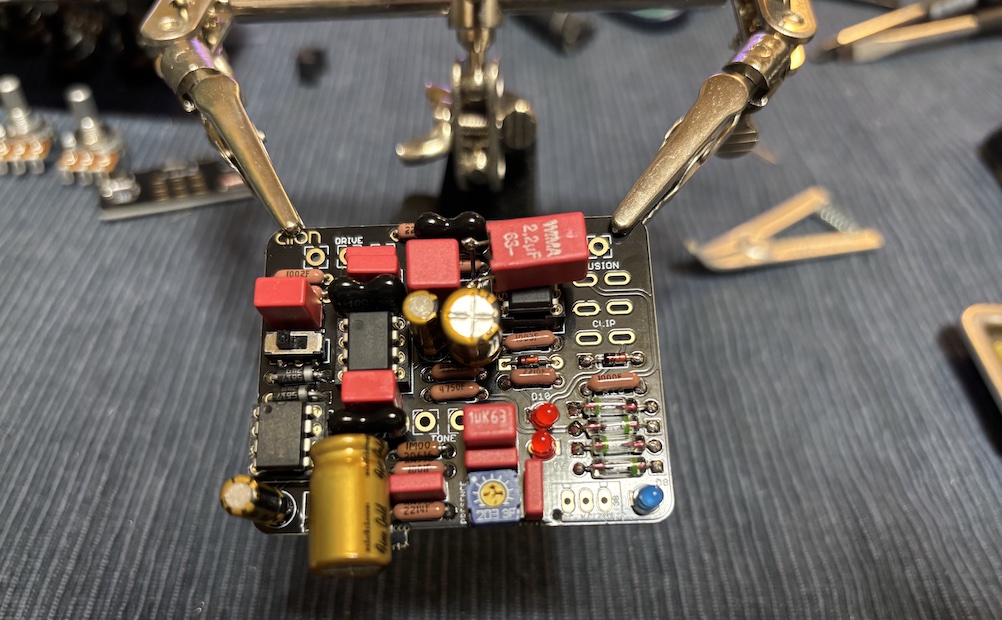 個人輸入した基板でSuhr Riotを自作！【エフェクター】 | sanagilure
