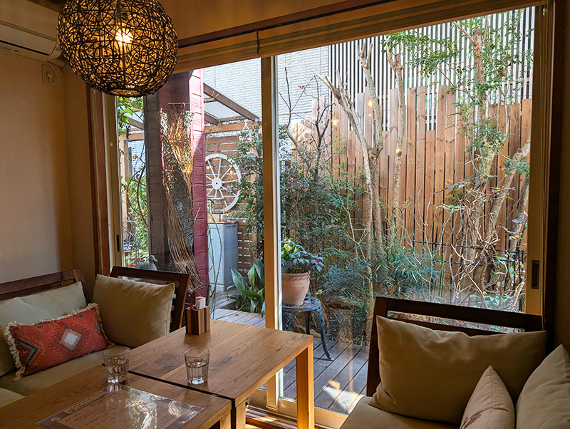 大宮「カフェ風屋(かぜや)」レポ！猫好きにはたまらない、隠れ家風