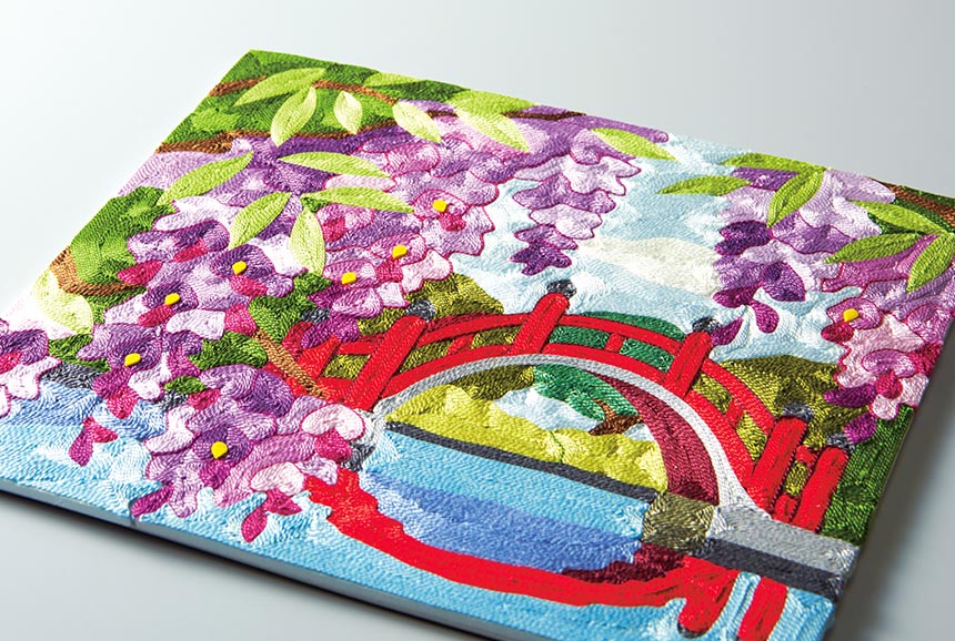 刺繍糸の絵・藤と太鼓橋｜株式会社さくらほりきり