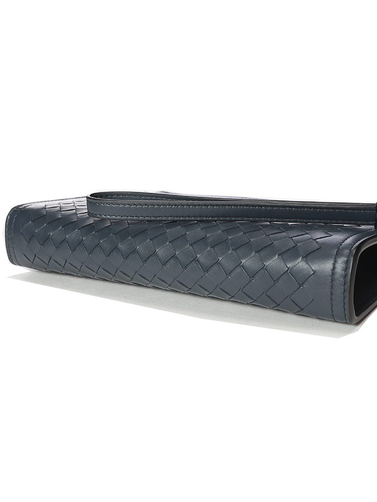 BOTTEGA VENETA (ボッテガ・ヴェネタ) イントレチャート レザー