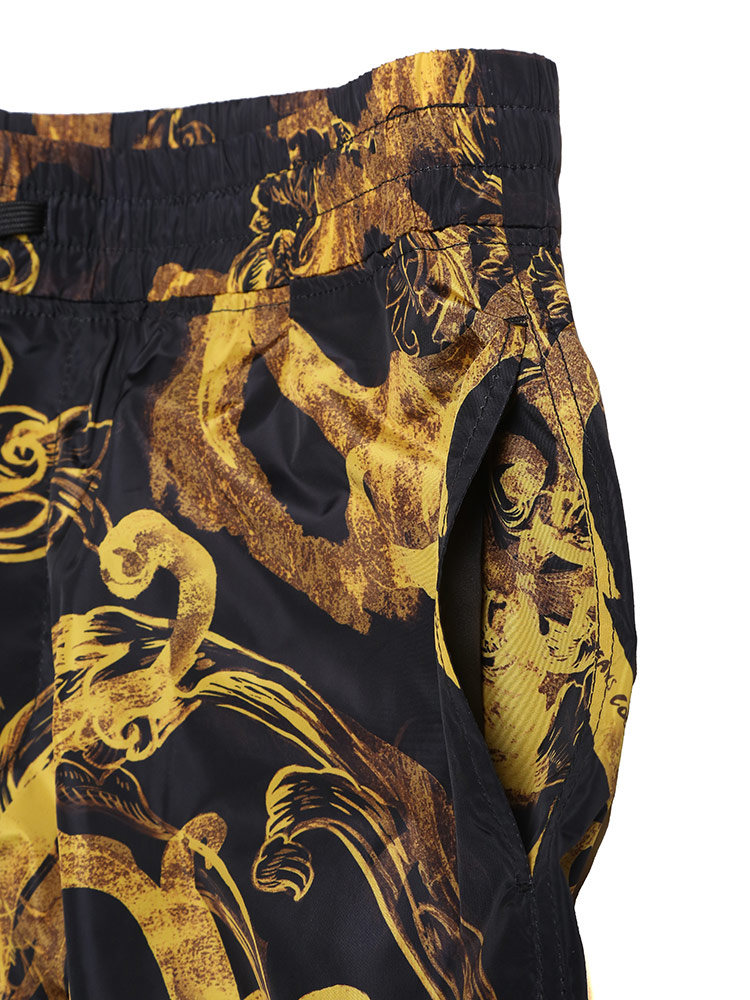 VERSACE JEANS COUTURE (ヴェルサーチェ ジーンズ クチュール