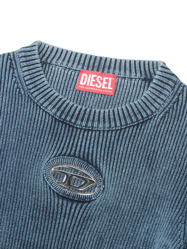 DIESEL (ディーゼル) オーバルDプレートクルーネック 長袖ニット m