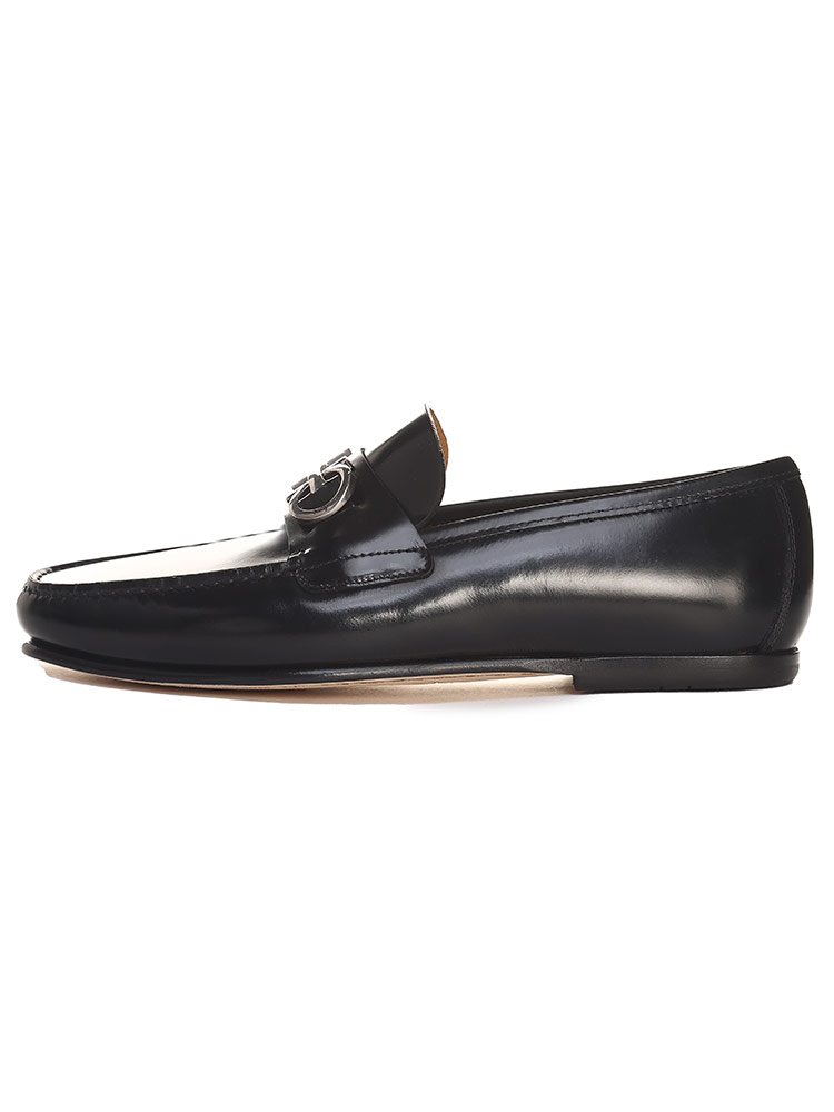 Salvatore Ferragamo (サルバトーレフェラガモ) ガンチーニ ローファー