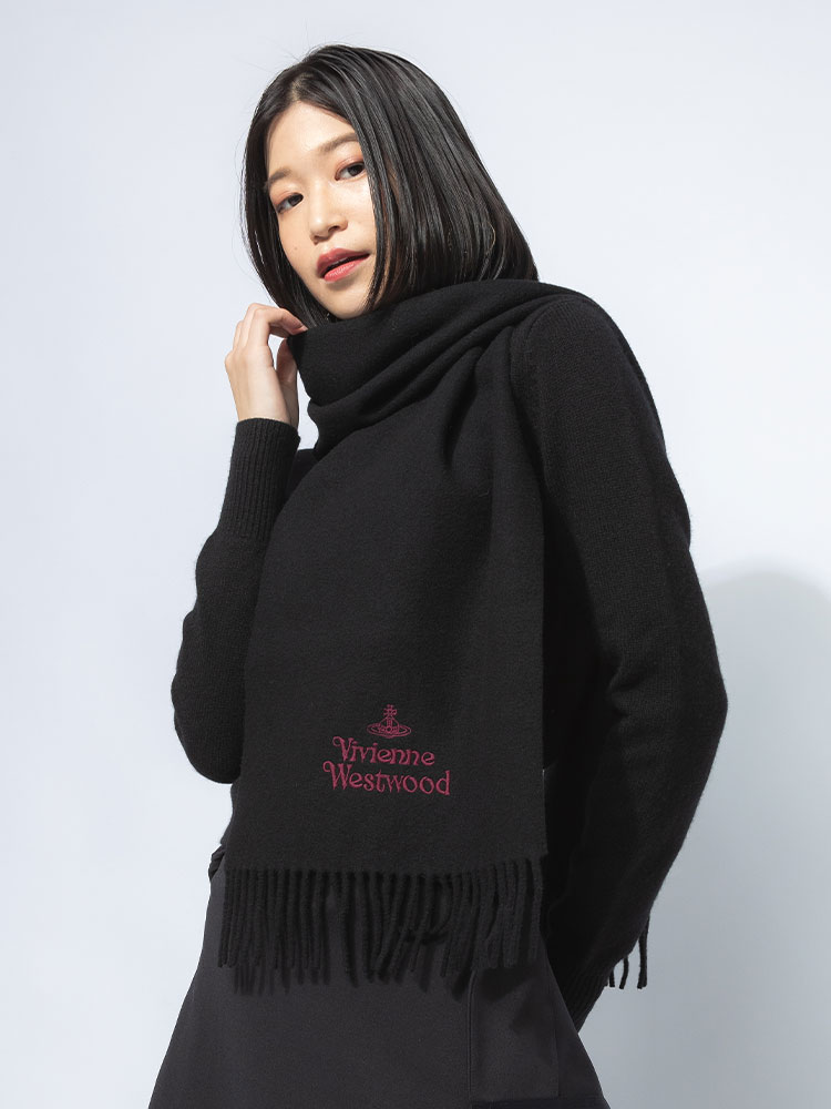 Vivienne Westwood (ヴィヴィアン・ウエストウッド) ウール100％ ロゴ